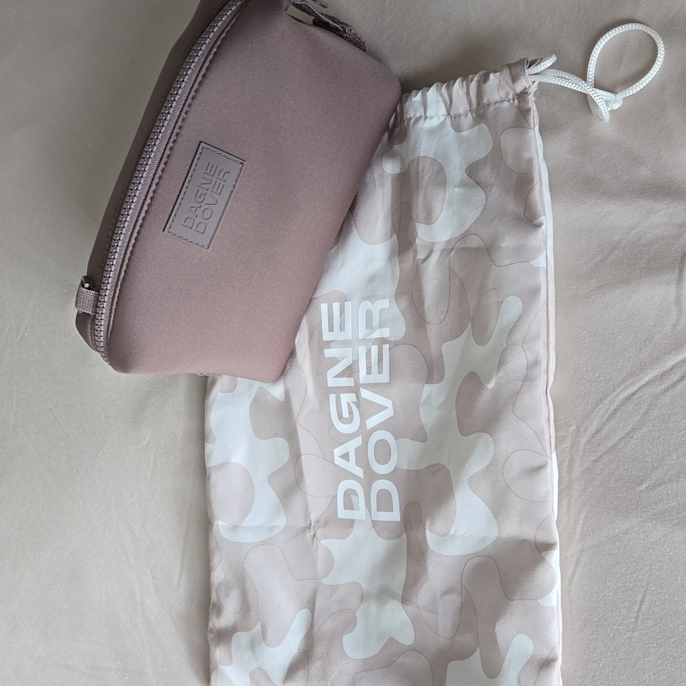 Small Hunter toiletry bag